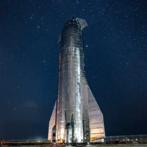 SpaceX lança novo satélite de comunicação para expandir cobertura global