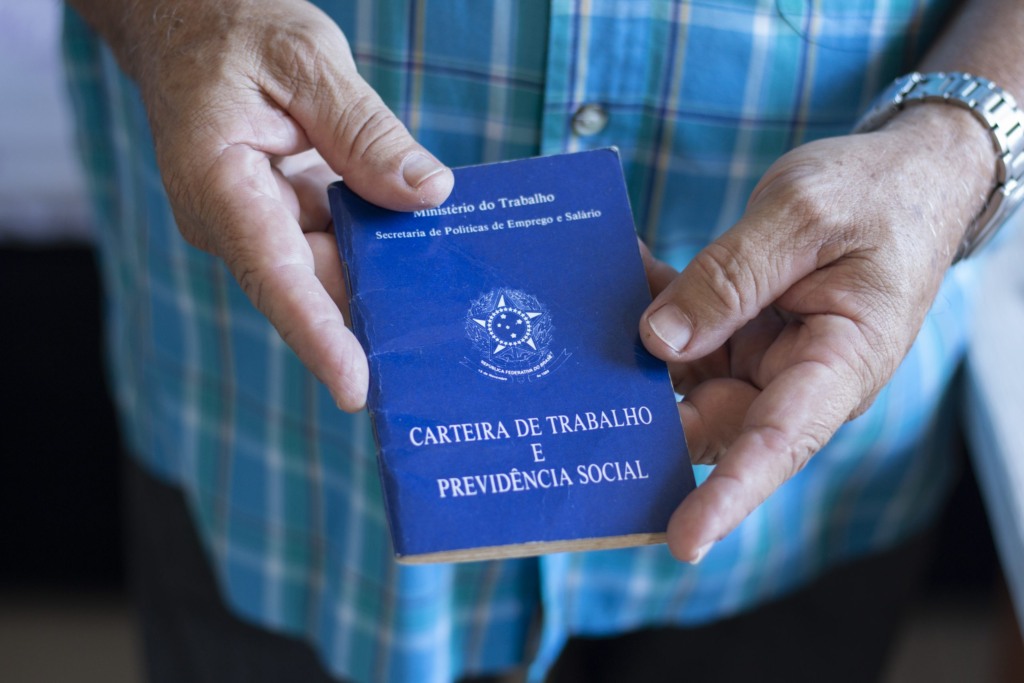 Mercado de trabalho aquecido impulsiona aumento nos salários em diversos setores Mercado de trabalho aquecido impulsiona aumento nos salários em diversos setores